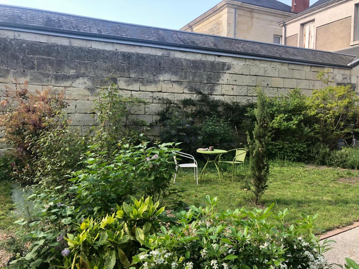 A La Fleur De Lys Bed and Breakfast Langeais Buitenkant foto