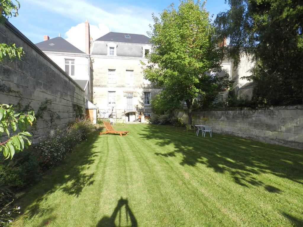 A La Fleur De Lys Bed and Breakfast Langeais Buitenkant foto