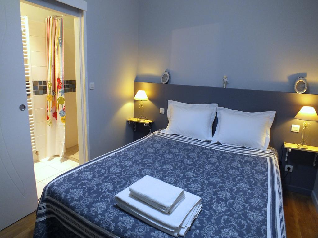 A La Fleur De Lys Bed and Breakfast Langeais Buitenkant foto