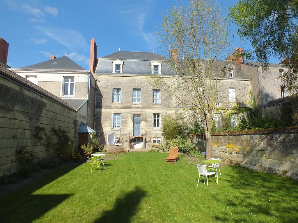 A La Fleur De Lys Bed and Breakfast Langeais Buitenkant foto